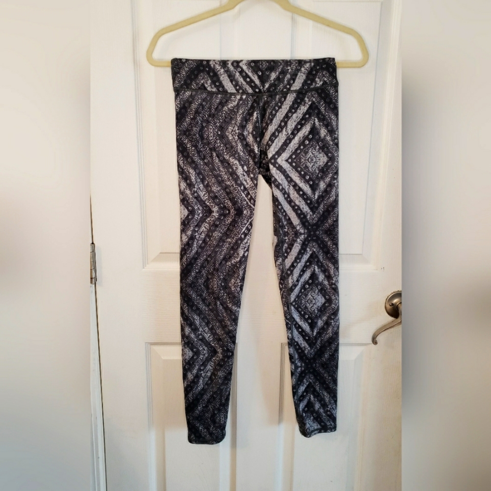 AERIE, Size Med, Color print